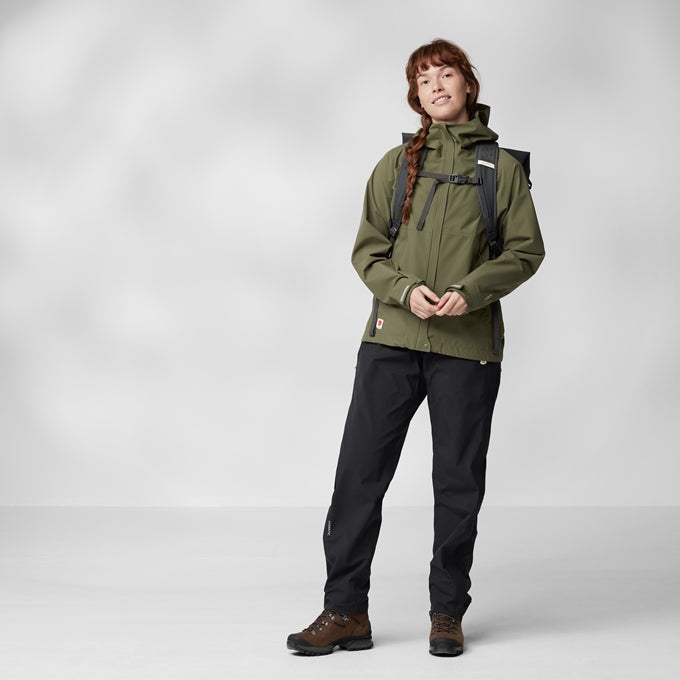 Lietus jaka Fjallraven HC Hydratic Trail sieviešu Lietus jakas Vidējā slāņa jakas Virsjakas