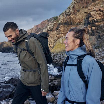 Lietus jaka Fjallraven HC Hydratic Trail sieviešu Lietus jakas Vidējā slāņa jakas Virsjakas